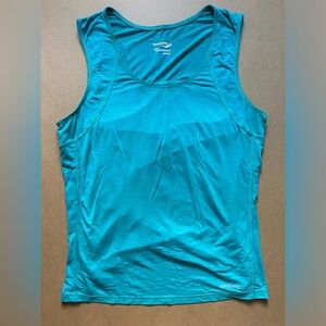 Saucony - women's athletic / running/ workout tank with tulip back